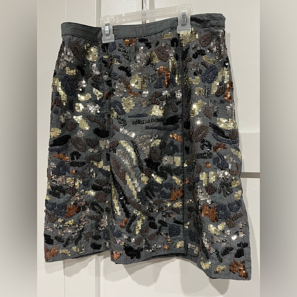 Maeve by Anthropologie Womens Size 8 Light Gray Beaded and Sequin Skirt. 19.5 in